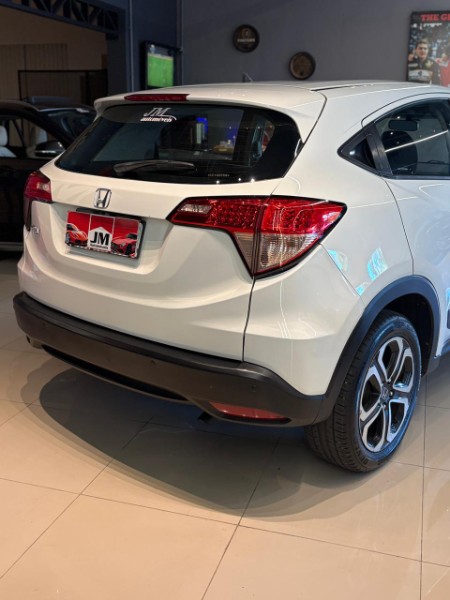 HONDA HR-V 1.8 LX 16V 2015/2016 JM AUTOMÓVEIS VENÂNCIO AIRES / Carros no Vale