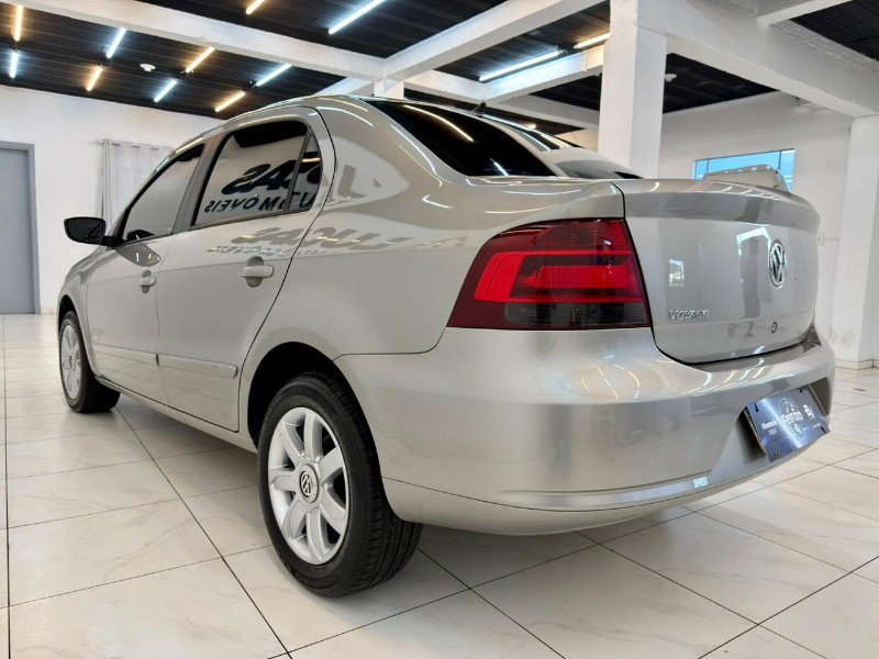 VOLKSWAGEN VOYAGE 1.6 8V 2011/2011 LUCAS AUTOMÓVEIS BOM RETIRO DO SUL / Carros no Vale VOLKSWAGEN VOYAGE 1.6 8V 2011/2011 LUCAS AUTOMÓVEIS BOM RETIRO DO SUL / Carros no Vale