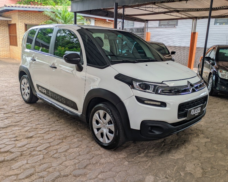 CITROEN AIRCROSS START 1.6 16V FLEX 2017/2018 RICARDO VEÍCULOS TEUTÔNIA / Carros no Vale