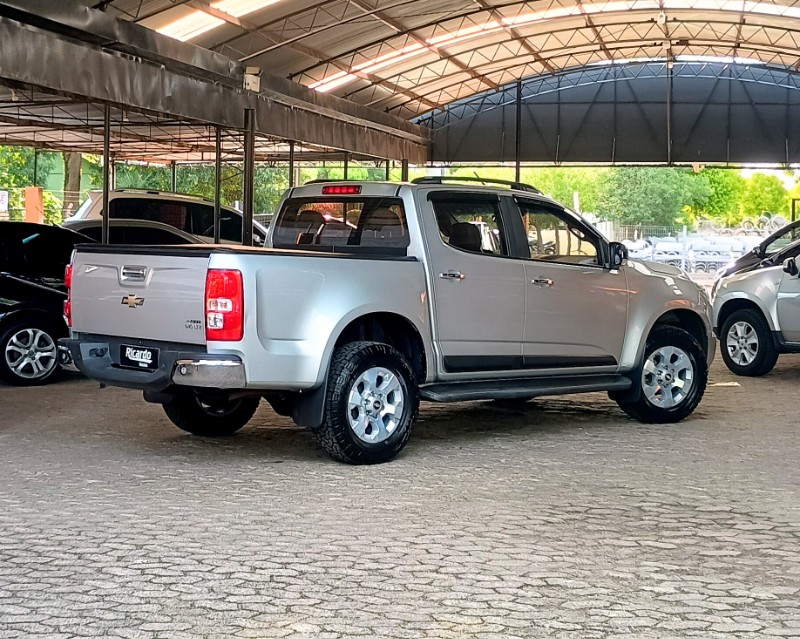CHEVROLET S-10 PICK-UP LTZ 2.4 F.POWER 4X2 CD 2012/2013 RICARDO VEÍCULOS TEUTÔNIA / Carros no Vale
