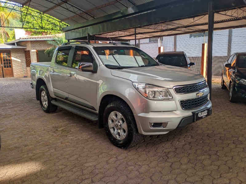 CHEVROLET S-10 PICK-UP LTZ 2.4 F.POWER 4X2 CD 2012/2013 RICARDO VEÍCULOS TEUTÔNIA / Carros no Vale
