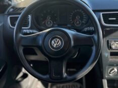 VOLKSWAGEN FOX 1.6 8V 2013 2013/2013 NEURI VEÍCULOS LAJEADO / Carros no Vale