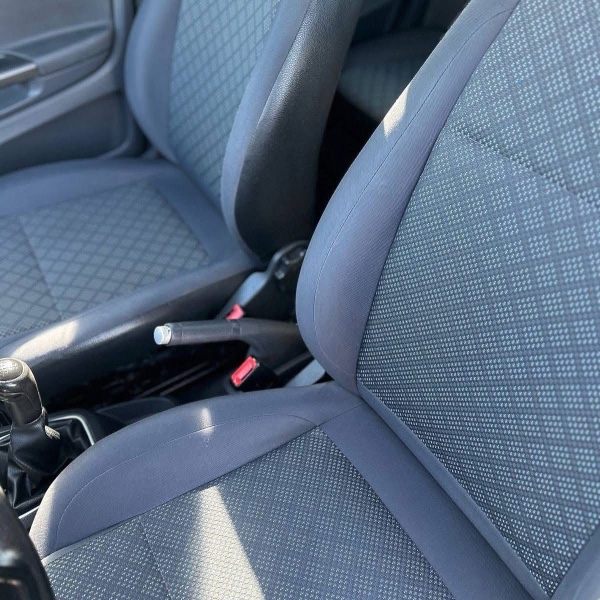 VOLKSWAGEN FOX 1.6 8V 2013 2013/2013 NEURI VEÍCULOS LAJEADO / Carros no Vale