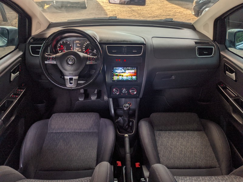 VOLKSWAGEN SPACEFOX 1.6 8V TREND TOTALFLEX 2012/2013 RICARDO VEÍCULOS TEUTÔNIA / Carros no Vale