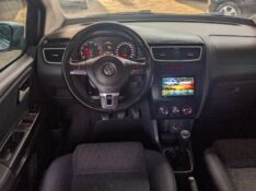 VOLKSWAGEN SPACEFOX 1.6 8V TREND TOTALFLEX 2012/2013 RICARDO VEÍCULOS TEUTÔNIA / Carros no Vale