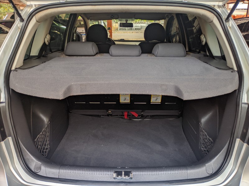 VOLKSWAGEN SPACEFOX 1.6 8V TREND TOTALFLEX 2012/2013 RICARDO VEÍCULOS TEUTÔNIA / Carros no Vale