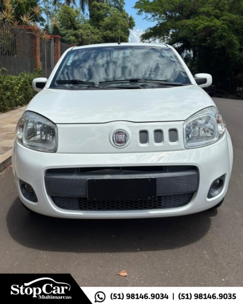 FIAT UNO 1.0 EVO VIVACE 8V 2013/2013 STOPCAR MULTIMARCAS ESTRELA / Carros no Vale