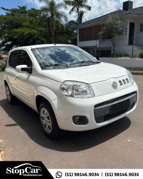 FIAT UNO 1.0 EVO VIVACE 8V 2013/2013 STOPCAR MULTIMARCAS ESTRELA / Carros no Vale