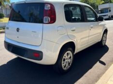 FIAT UNO 1.0 EVO VIVACE 8V 2013/2013 STOPCAR MULTIMARCAS ESTRELA / Carros no Vale