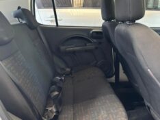 FIAT UNO 1.0 EVO VIVACE 8V 2013/2013 STOPCAR MULTIMARCAS ESTRELA / Carros no Vale