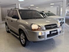 HYUNDAI TUCSON 2.0 MPFI GL 16V 2WD GASOLINA 4P AUTOMÁTICO 2009/2010 MALAGGI VEÍCULOS ENCANTADO / Carros no Vale