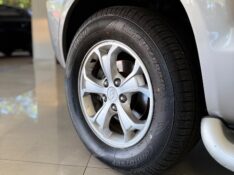 HYUNDAI TUCSON 2.0 MPFI GL 16V 2WD GASOLINA 4P AUTOMÁTICO 2009/2010 MALAGGI VEÍCULOS ENCANTADO / Carros no Vale