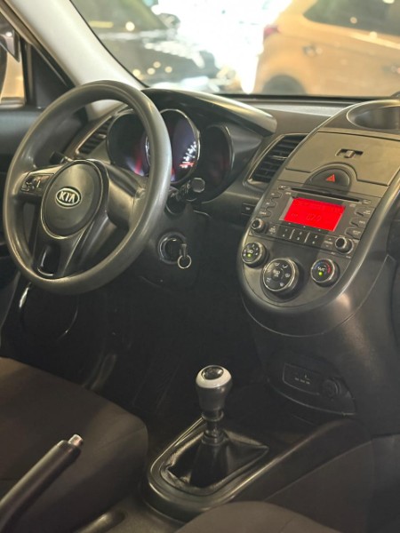 KIA SOUL EX 1.6 2012/2012 JM AUTOMÓVEIS VENÂNCIO AIRES / Carros no Vale