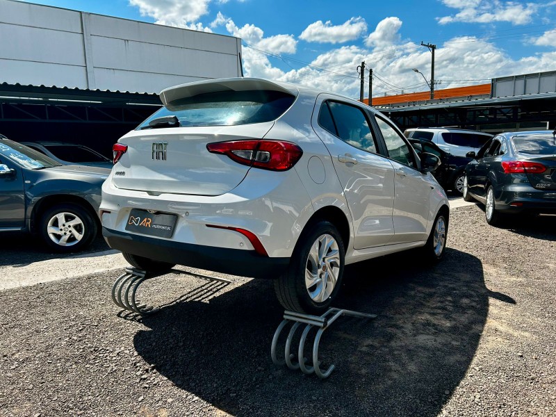 FIAT ARGO 1.3 DRIVE 2017/2018 AR MULTIMARCAS VENÂNCIO AIRES / Carros no Vale