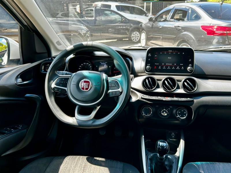 FIAT ARGO 1.3 DRIVE 2017/2018 AR MULTIMARCAS VENÂNCIO AIRES / Carros no Vale