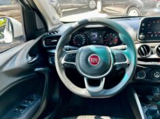 FIAT ARGO 1.3 DRIVE 2017/2018 AR MULTIMARCAS VENÂNCIO AIRES / Carros no Vale