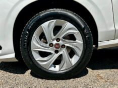 FIAT ARGO 1.3 DRIVE 2017/2018 AR MULTIMARCAS VENÂNCIO AIRES / Carros no Vale