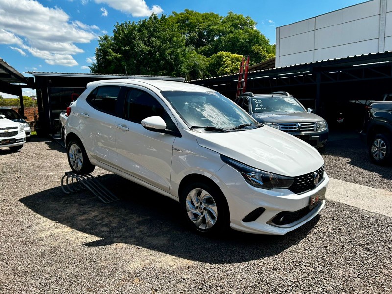 FIAT ARGO 1.3 DRIVE 2017/2018 AR MULTIMARCAS VENÂNCIO AIRES / Carros no Vale