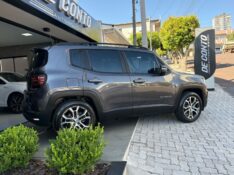 JEEP RENEGADE 1.3 LONGITUDE T270 TURBO /2023 DE CONTO AUTOMÓVEIS SARANDI / Carros no Vale