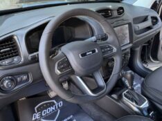 JEEP RENEGADE 1.3 LONGITUDE T270 TURBO /2023 DE CONTO AUTOMÓVEIS SARANDI / Carros no Vale