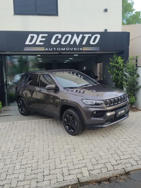 JEEP COMPASS 1.3 LONGITUDE TB SÉRIE 80 ANOS 2022 /2022 DE CONTO AUTOMÓVEIS SARANDI / Carros no Vale