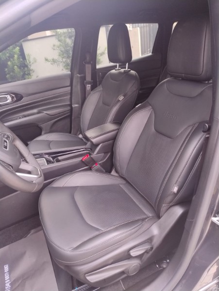 JEEP COMPASS 1.3 LONGITUDE TB SÉRIE 80 ANOS 2022 /2022 DE CONTO AUTOMÓVEIS SARANDI / Carros no Vale