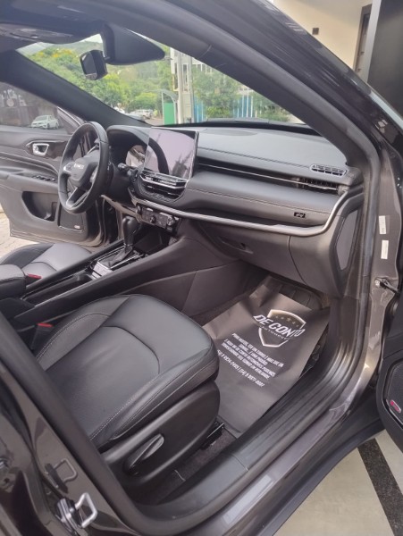 JEEP COMPASS 1.3 LONGITUDE TB SÉRIE 80 ANOS 2022 /2022 DE CONTO AUTOMÓVEIS SARANDI / Carros no Vale