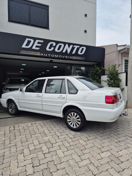 VOLKSWAGEN SANTANA 1.8 MI 8V ÁLCOOL 4P MANUAL /2005 DE CONTO AUTOMÓVEIS SARANDI / Carros no Vale