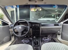 VOLKSWAGEN SANTANA 1.8 MI 8V ÁLCOOL 4P MANUAL /2005 DE CONTO AUTOMÓVEIS SARANDI / Carros no Vale