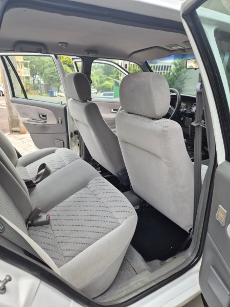 VOLKSWAGEN SANTANA 1.8 MI 8V ÁLCOOL 4P MANUAL /2005 DE CONTO AUTOMÓVEIS SARANDI / Carros no Vale