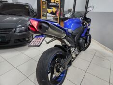 YAMAHA YZF-R1 1000 2007/2007 TS VEÍCULOS ANTA GORDA / Carros no Vale