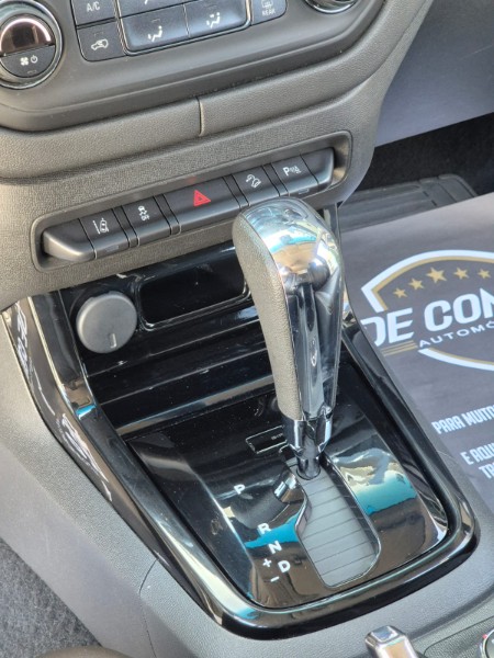 CHEVROLET S10 2.8 16V TURBO DIESEL HIGH COUNTRY CD 4X4 AUTOMÁTICO /2018 DE CONTO AUTOMÓVEIS SARANDI / Carros no Vale