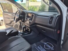 CHEVROLET S10 2.8 16V TURBO DIESEL HIGH COUNTRY CD 4X4 AUTOMÁTICO /2018 DE CONTO AUTOMÓVEIS SARANDI / Carros no Vale