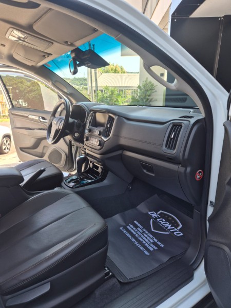 CHEVROLET S10 2.8 16V TURBO DIESEL HIGH COUNTRY CD 4X4 AUTOMÁTICO /2018 DE CONTO AUTOMÓVEIS SARANDI / Carros no Vale