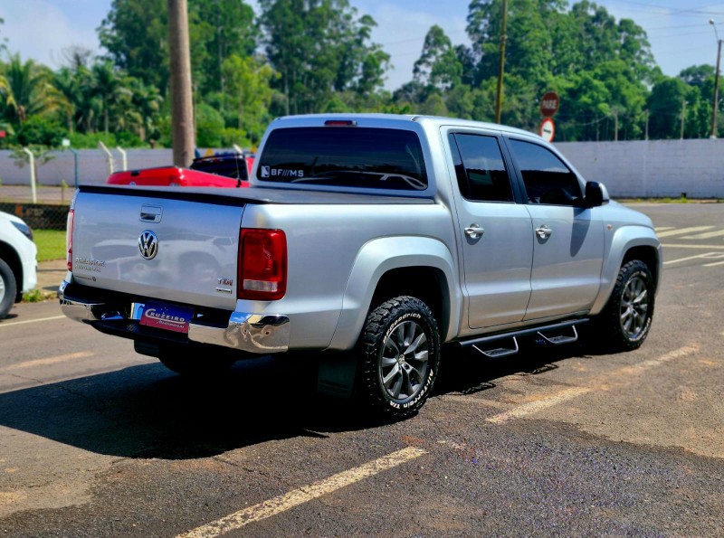 VOLKSWAGEN AMAROK 2.0 HIGHLINE 4X4 CD 16V TURBO INTERCOOLER DIESEL 4P AUTOMÁTICO 2013/2014 CRUZEIRO MULTIMARCAS CRUZEIRO DO SUL / Carros no Vale