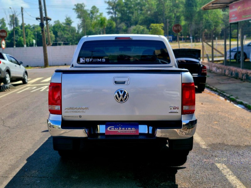 VOLKSWAGEN AMAROK 2.0 HIGHLINE 4X4 CD 16V TURBO INTERCOOLER DIESEL 4P AUTOMÁTICO 2013/2014 CRUZEIRO MULTIMARCAS CRUZEIRO DO SUL / Carros no Vale