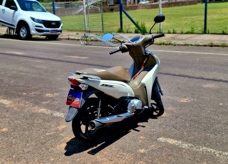 HONDA MOTOS BIZ 125 ES 2022/2022 CRUZEIRO MULTIMARCAS CRUZEIRO DO SUL / Carros no Vale HONDA MOTOS BIZ 125 ES 2022/2022 CRUZEIRO MULTIMARCAS CRUZEIRO DO SUL / Carros no Vale