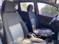 FORD FIESTA SEDAN 1.6 2012/2012 ESTAÇÃO DO CARRO ESTRELA / Carros no Vale