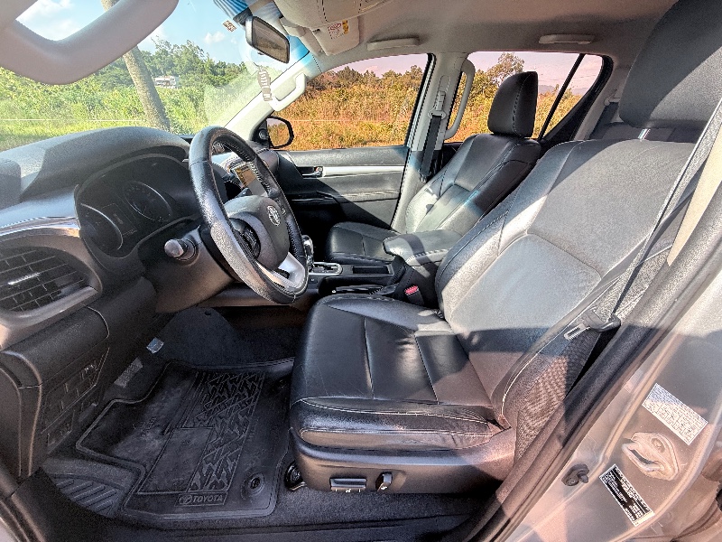 TOYOTA HILUX 2.7 SRV 4X2 CD 16V FLEX 4P AUTOMÁTICO 2018/2018 ELY AUTOMÓVEIS LAJEADO / Carros no Vale TOYOTA HILUX 2.7 SRV 4X2 CD 16V FLEX 4P AUTOMÁTICO 2018/2018 ELY AUTOMÓVEIS LAJEADO / Carros no Vale