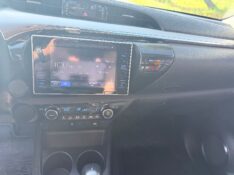 TOYOTA HILUX 2.7 SRV 4X2 CD 16V FLEX 4P AUTOMÁTICO 2018/2018 ELY AUTOMÓVEIS LAJEADO / Carros no Vale