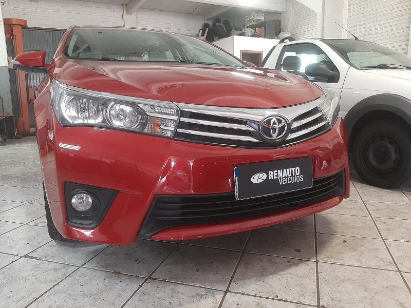 TOYOTA COROLLA 2.0 XEI /2015 RENAUTO VEÍCULOS LAJEADO / Carros no Vale