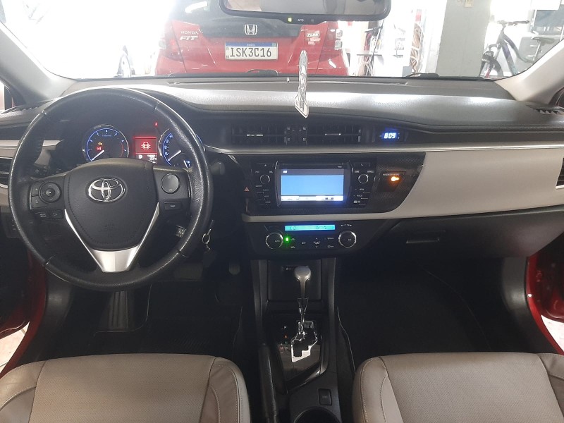 TOYOTA COROLLA 2.0 XEI /2015 RENAUTO VEÍCULOS LAJEADO / Carros no Vale