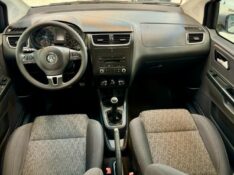 VOLKSWAGEN FOX I-TREND 1.0 8V 2013/2013 LUCAS AUTOMÓVEIS BOM RETIRO DO SUL / Carros no Vale