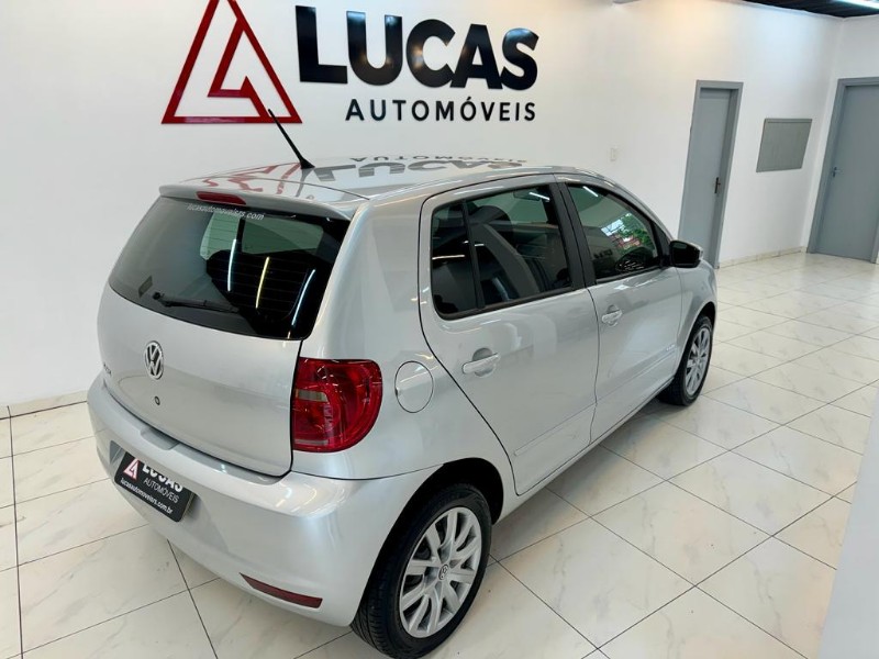 VOLKSWAGEN FOX I-TREND 1.0 8V 2013/2013 LUCAS AUTOMÓVEIS BOM RETIRO DO SUL / Carros no Vale