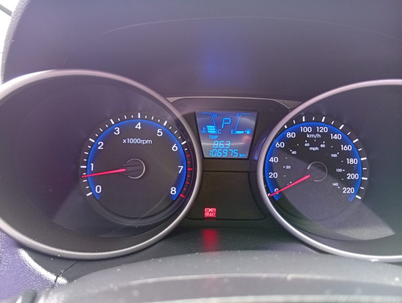 HYUNDAI IX 35 2.0 2013/2014 ALTERNATIVA VEÍCULOS LAJEADO / Carros no Vale