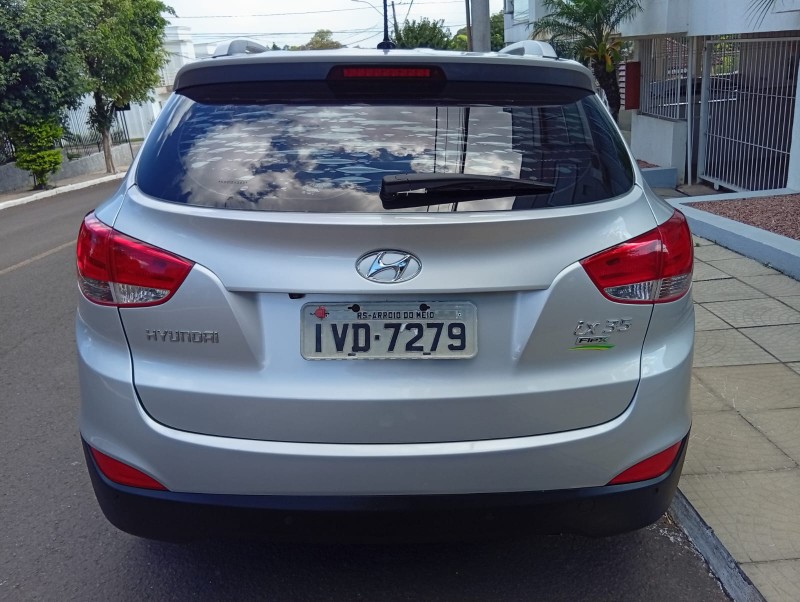 HYUNDAI IX 35 2.0 2013/2014 ALTERNATIVA VEÍCULOS LAJEADO / Carros no Vale