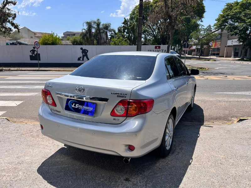 TOYOTA COROLLA ALTIS/A.PREMIU 2.0 FLEX 16V AUT 2011/2011 LS MULTIMARCAS VENÂNCIO AIRES / Carros no Vale