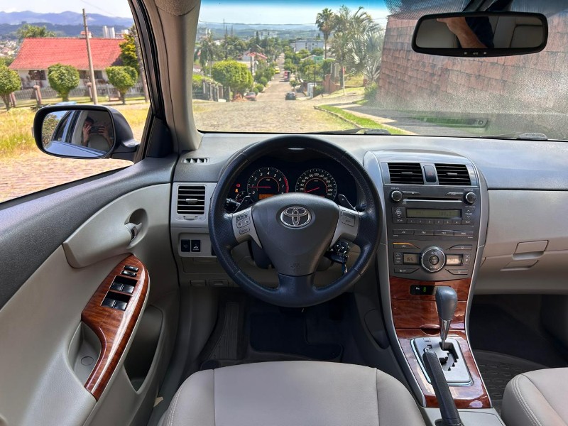 TOYOTA COROLLA ALTIS/A.PREMIU 2.0 FLEX 16V AUT 2011/2011 LS MULTIMARCAS VENÂNCIO AIRES / Carros no Vale