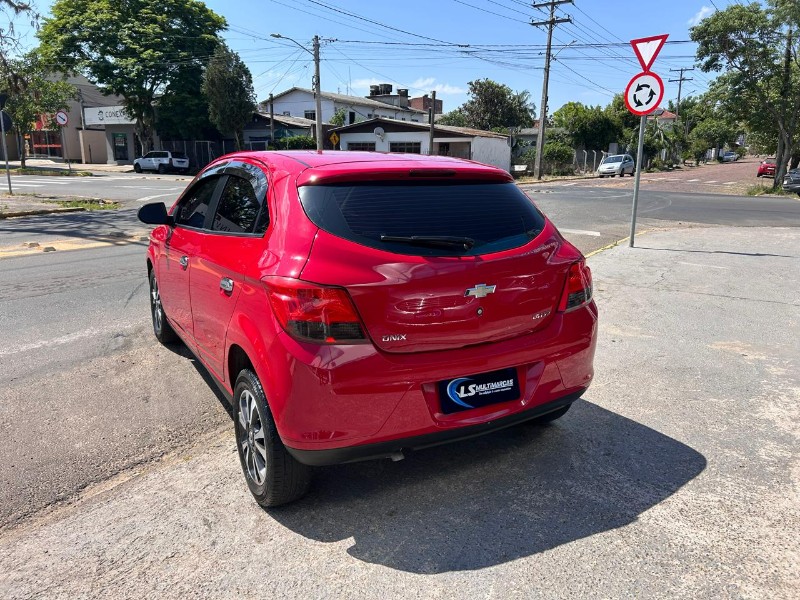 CHEVROLET ONIX HATCH LTZ 1.4 8V FLEXPOWER 5P MEC. 2013/2013 LS MULTIMARCAS VENÂNCIO AIRES / Carros no Vale