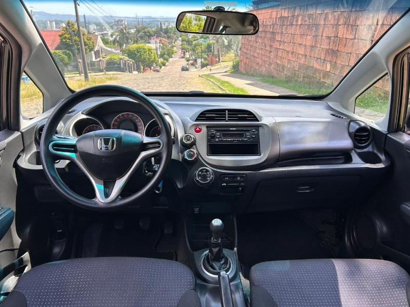 HONDA FIT LX 1.4/ 1.4 FLEX 8V/16V 5P MEC. 2009/2009 LS MULTIMARCAS VENÂNCIO AIRES / Carros no Vale